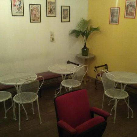 Black Cat Hostel Asuncion Buitenkant foto