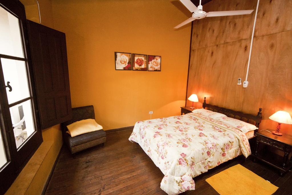Black Cat Hostel Asuncion Buitenkant foto