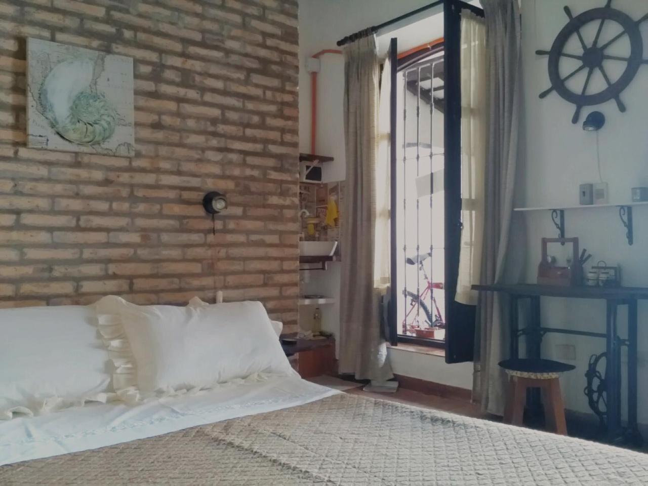 Black Cat Hostel Asuncion Buitenkant foto