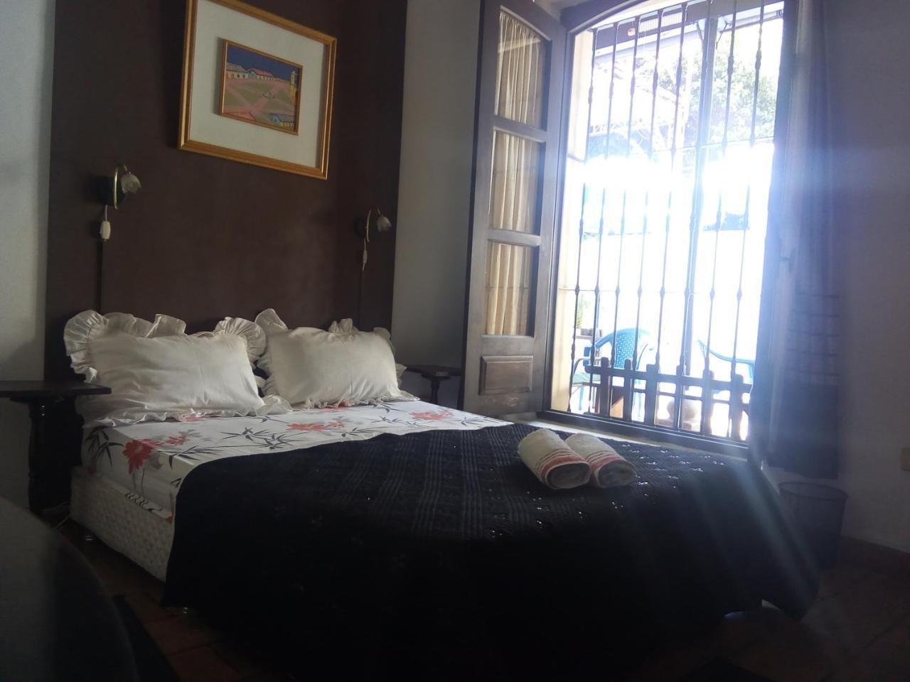 Black Cat Hostel Asuncion Buitenkant foto